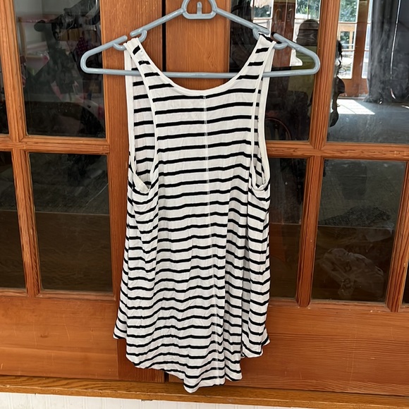 Merona tank top - Picture 2 of 3